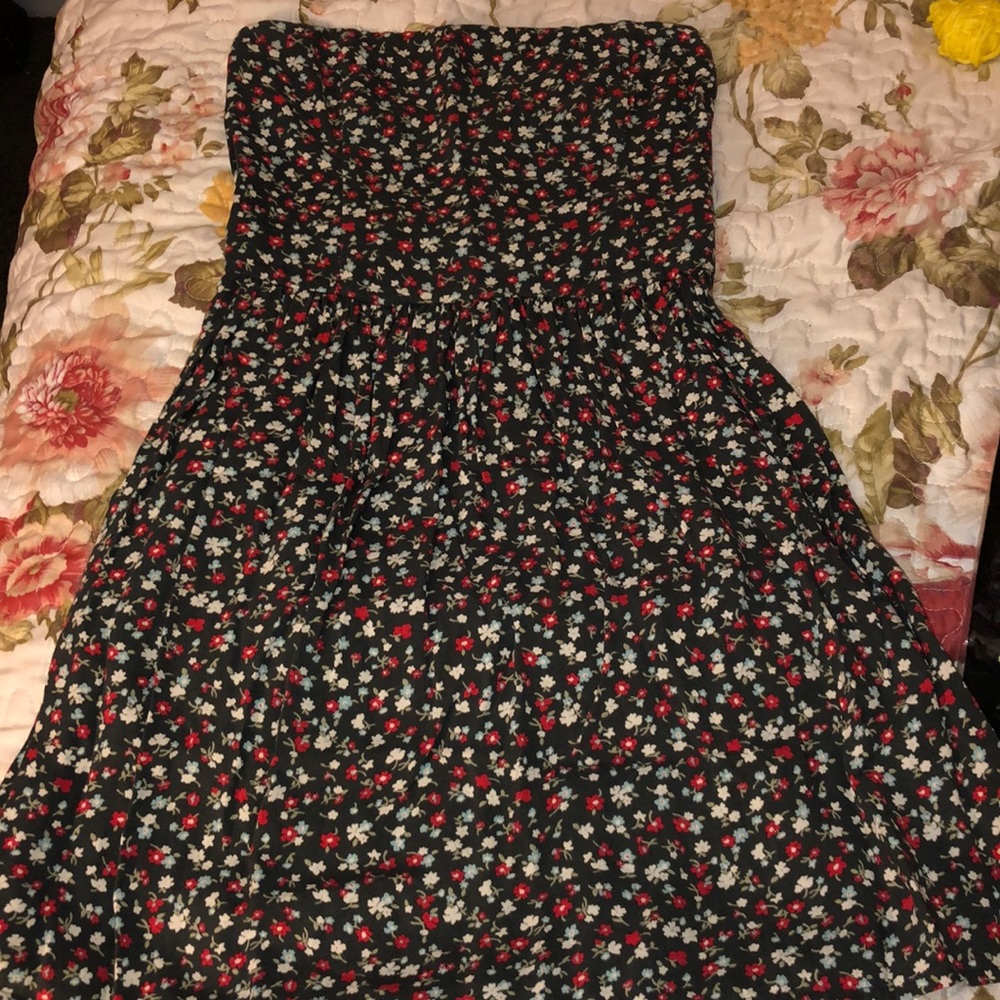Strapless dress